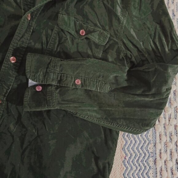 RETREAT Dark Green Lightweight Corduroy Shirt - Picture 7 of 13